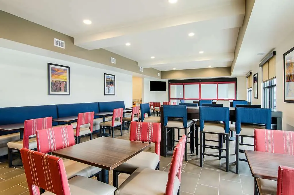 Mainstay Suites Near Denver Downtown Hotel