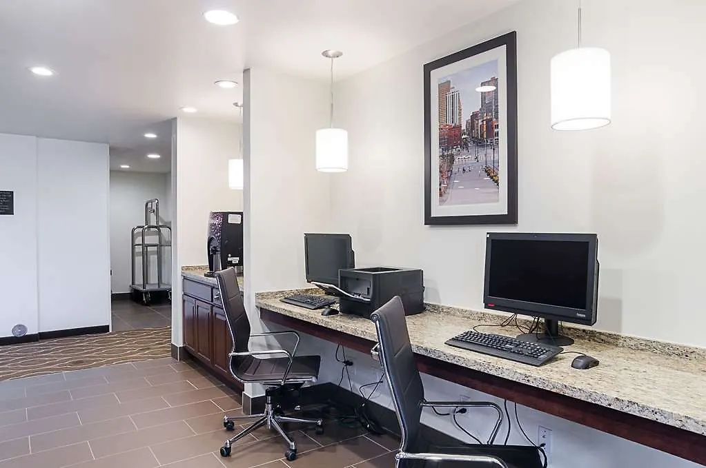 Hotel Mainstay Suites Near Denver Downtown